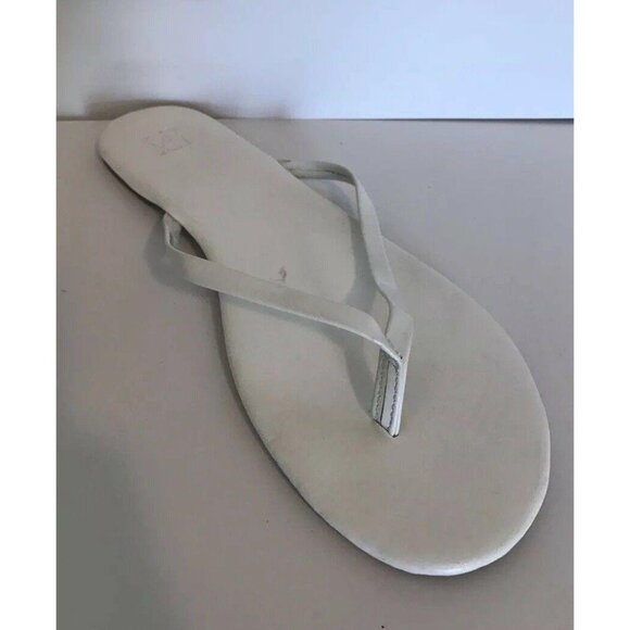 New York & Co. Womens White Leather Casual Thong Sandals Beach Pool Flip Flops - Picture 2 of 2